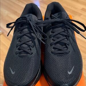 Nike Men's Black Athletic Shoes